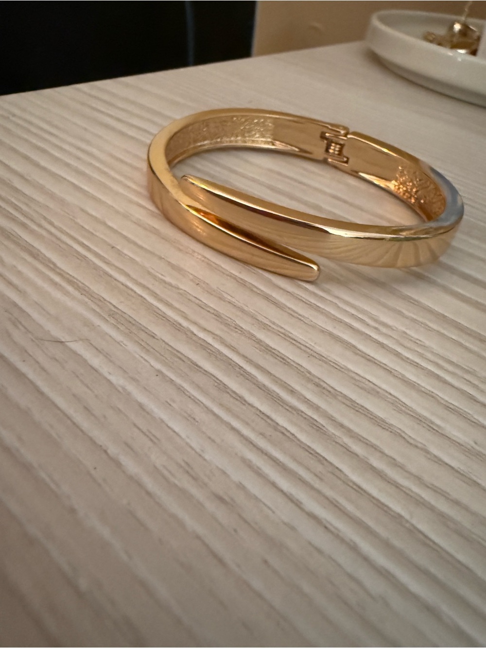 Gold Sculpted Open Cuff Bracelet - Women's Fashion Jewelry